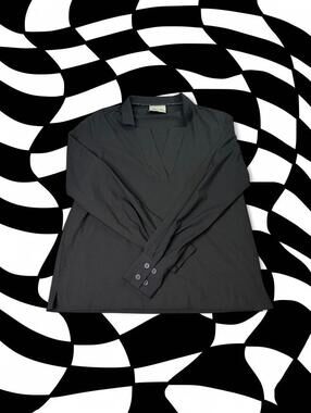 ORTTU Star Neck Long Sleeve